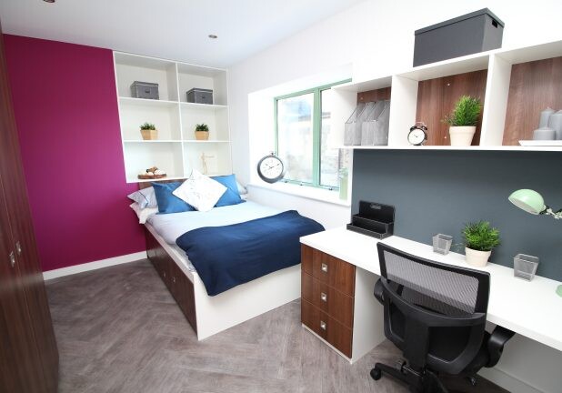 1 bed house — Library Road, Treforest