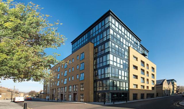 2 bed apartment — Forge Square, London London, Canary Wharf