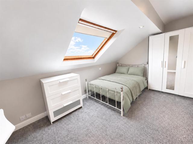 6 bed house — Pickmere Road, Crookes