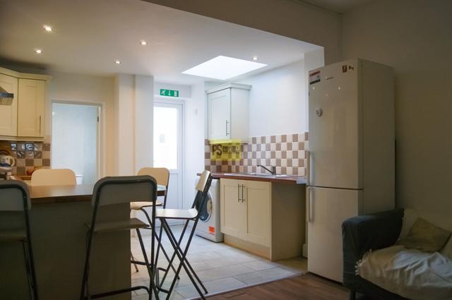 5 bed house — Hubert Road Selly Oak, Selly Oak