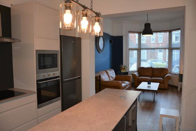 9 bed house — Bournbrook Road, Selly Oak