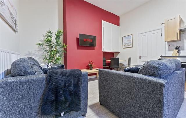 4 bed apartment — Noel Street, Arboretum