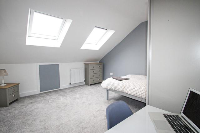 7 bed house — Telephone Road, Southsea