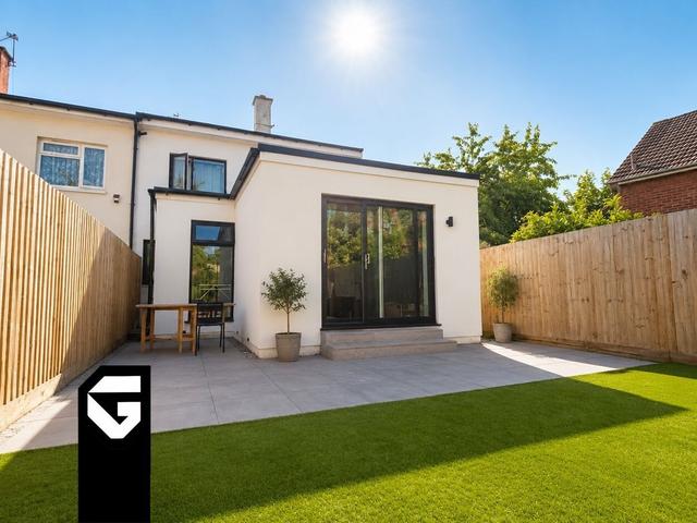 6 bed house — Orpen Gardens, Lockleaze