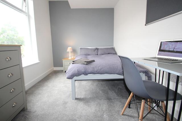 7 bed house — Cleveland Road, Southsea