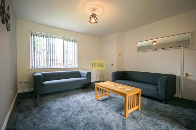 3 bed house — Kellett Road, City Centre