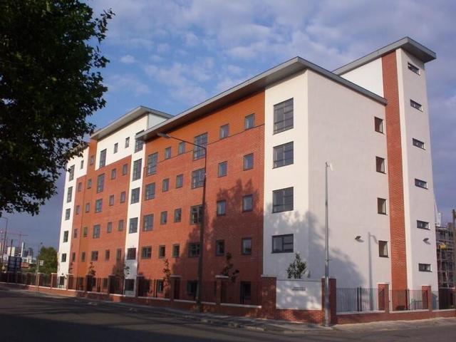 2 bed apartment — Renolds House, Salford