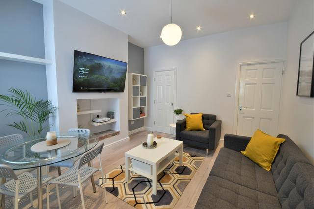 4 bed house — Ingram Road, Norfolk Park