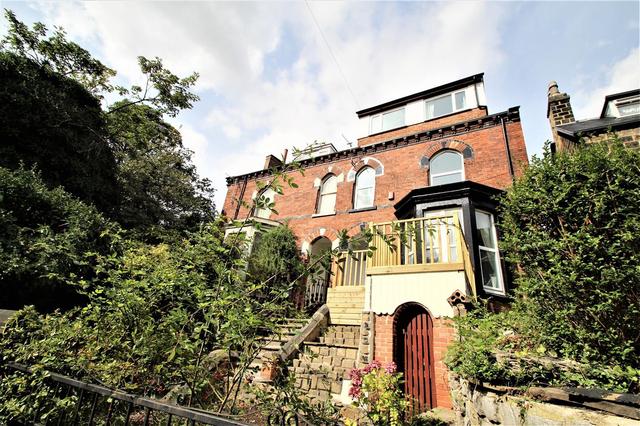10 bed house — Victoria Road, Hyde Park