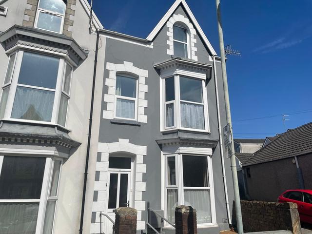 7 bed house — Gwydr Crescent Uplands, Uplands