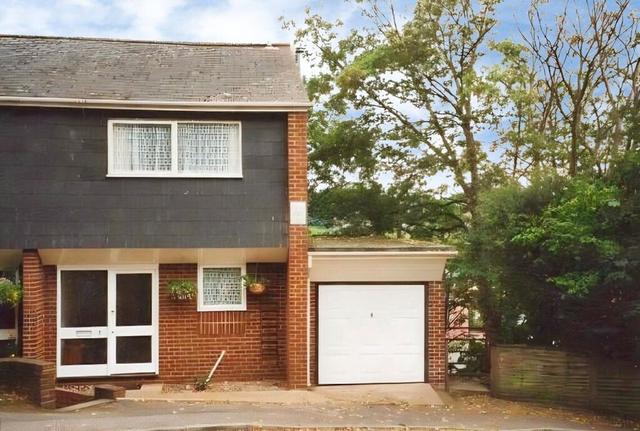 5 bed house — Eldertree Gardens, City Centre