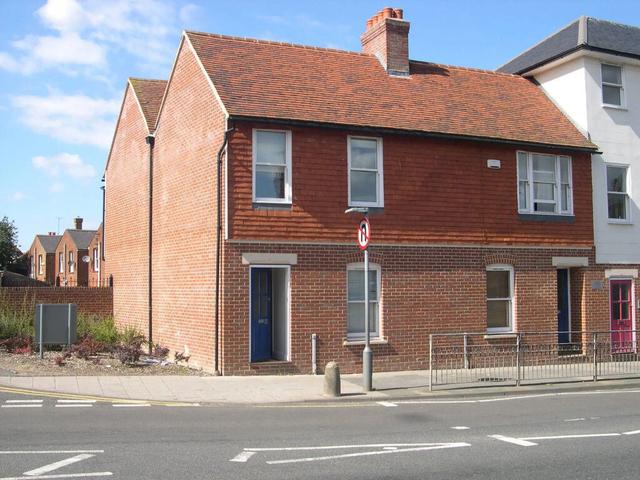 1 bed house — Bishops Courtyard, City Centre