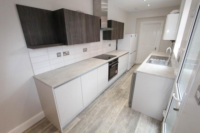 5 bed house — Curzon Street, City Centre