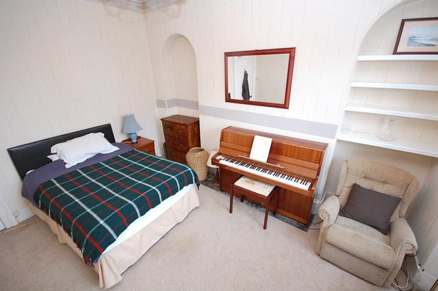 3 bed house — Bedford Place, Kittybrewster