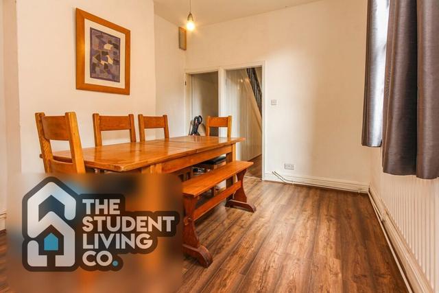 5 bed house — Wilford Grove, Sneinton