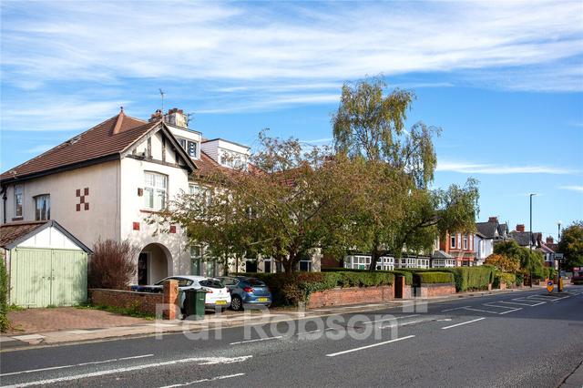 7 bed house — Osborne Road, Jesmond