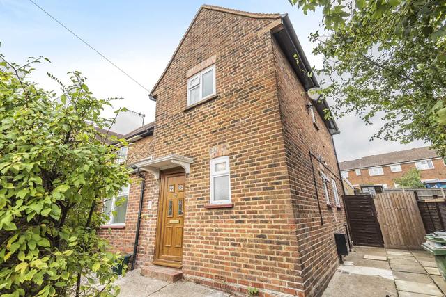 9 bed house — Southway, Guildford
