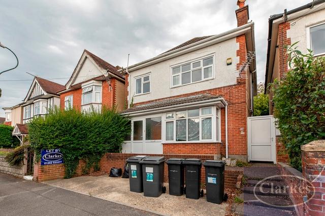 2 bed apartment — Winton, Winton