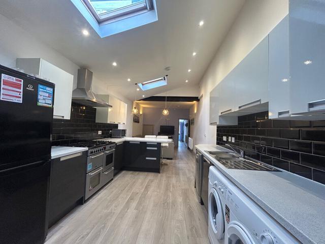 6 bed house — Tiverton Road, Selly Oak