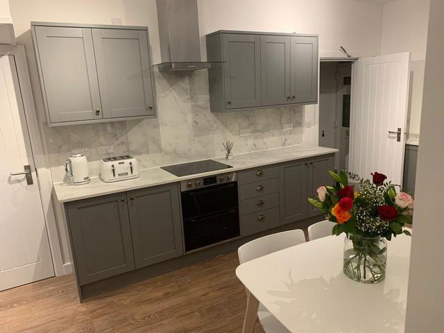 6 bed house — Staple Hill Road, Fishponds