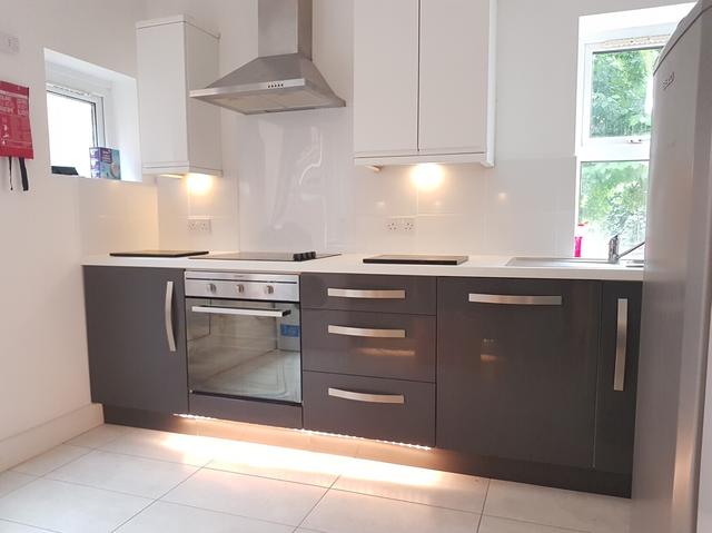 6 bed house — Highcliff Avenue, Portswood
