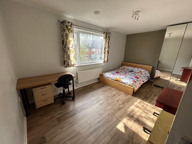4 bed apartment — Coppice Way, Shieldfield