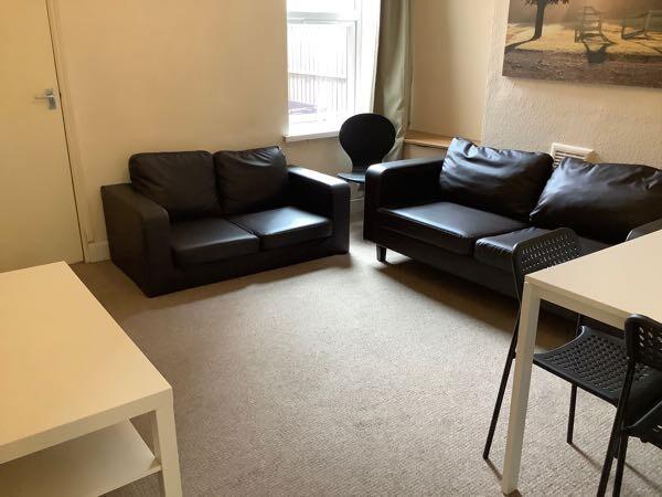 4 bed house — Lenton Boulevard, Lenton