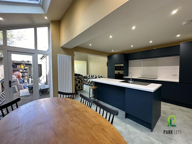 9 bed house — Sanderson Road, Jesmond