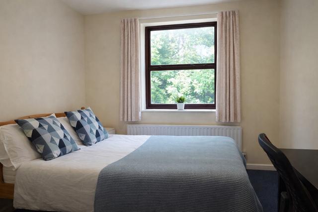 3 bed house — Turners Lane, Broomhill