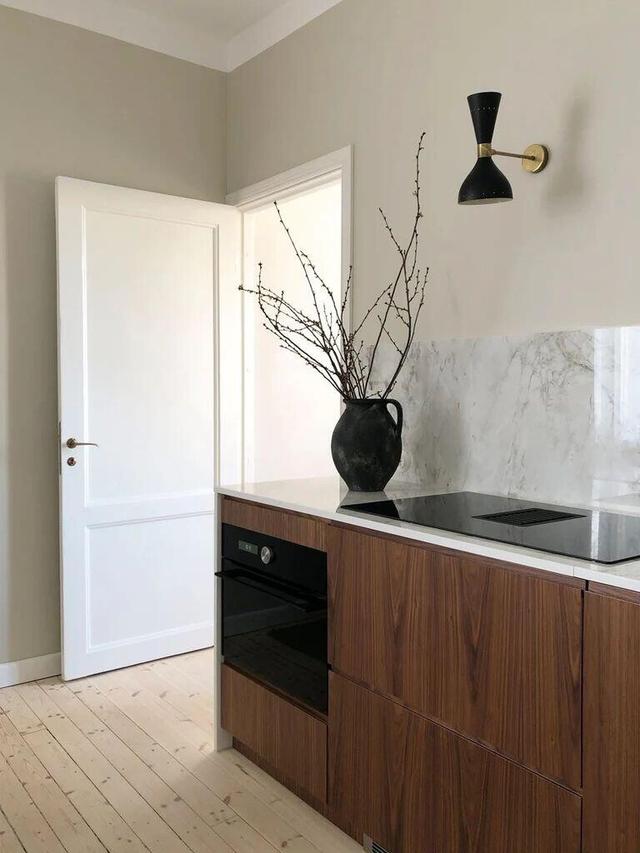 1 bed apartment — Wesley Road, City Centre