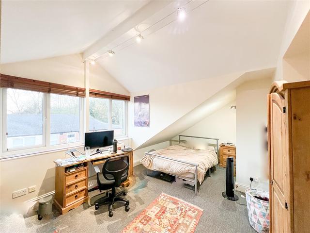6 bed house — Harefield Road, Ecclesall