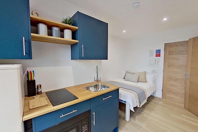 1 bed apartment — 7 Mansfield Road, City Centre