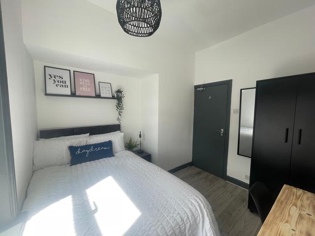 5 bed house — Goldspink Lane, Sandyford