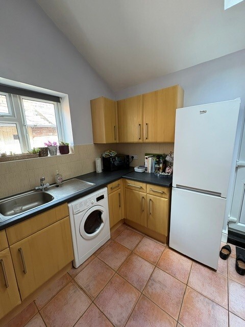 5 bed house — Neill Road, Ecclesall