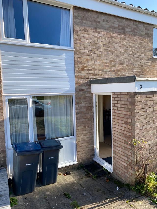 4 bed house — Leabon Grove, Harborne