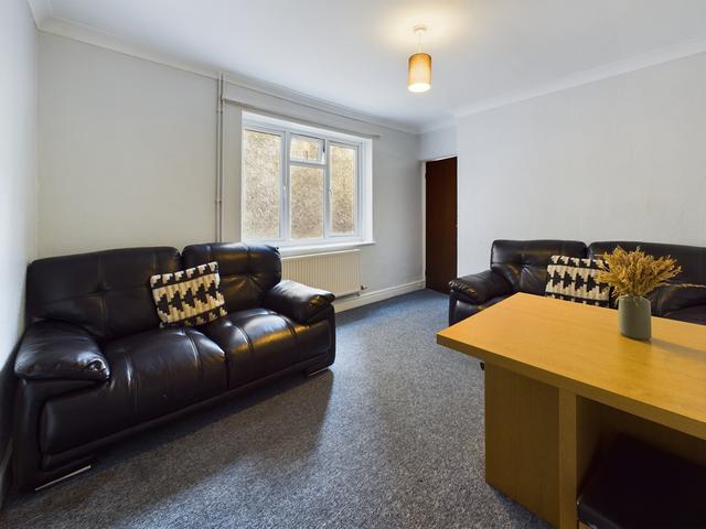 4 bed house — Rhyddings Terrace, Brynmill