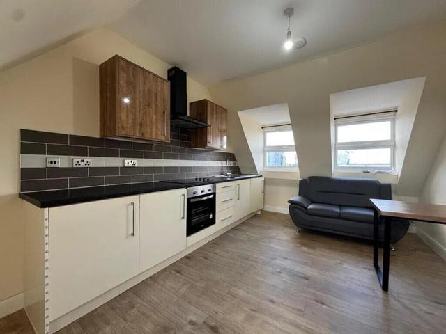 1 bed apartment — 427A High Road, Wembley