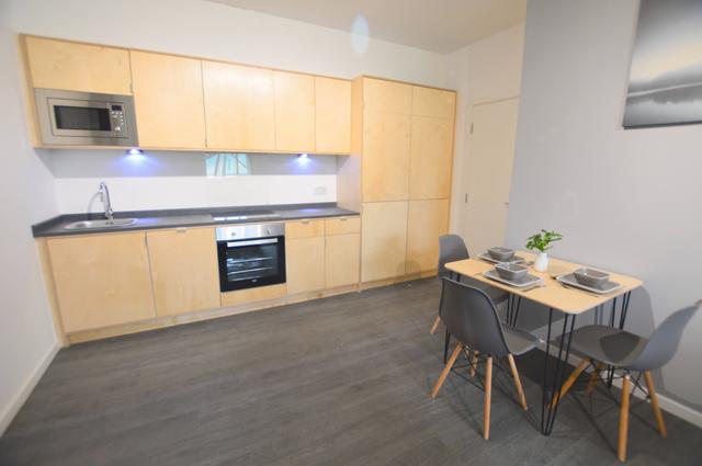 2 bed apartment — Maranar House, City Centre