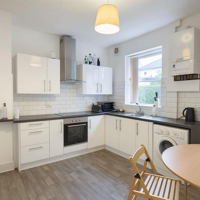 3 bed house — St. Thomas Road, Crookes