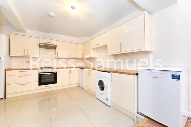 5 bed house — Ferry Street, Canary Wharf