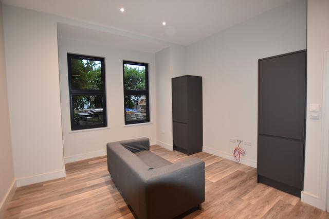 1 bed house — Park Royal Road, Hammersmith & Shepherd's Bush