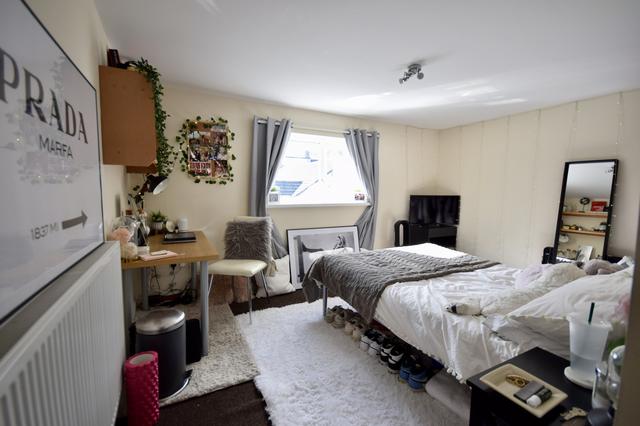 10 bed house — Wyeverne Road, Cathays
