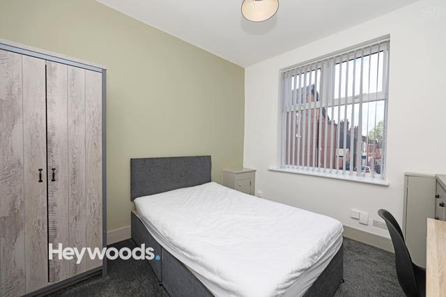 1 bed house — Hill Street, Newcastle-under-Lyme