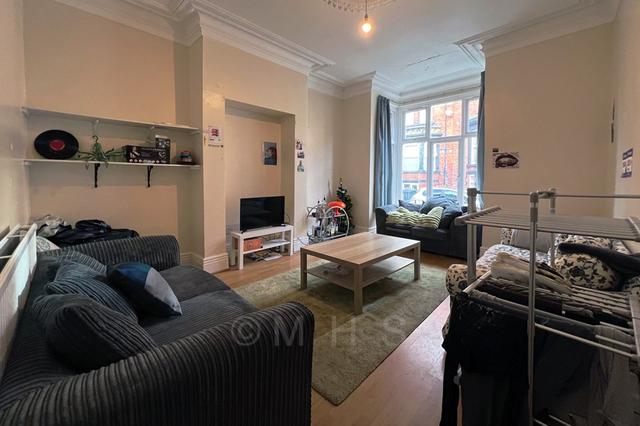 7 bed house — Regent Park Terrace, Hyde Park