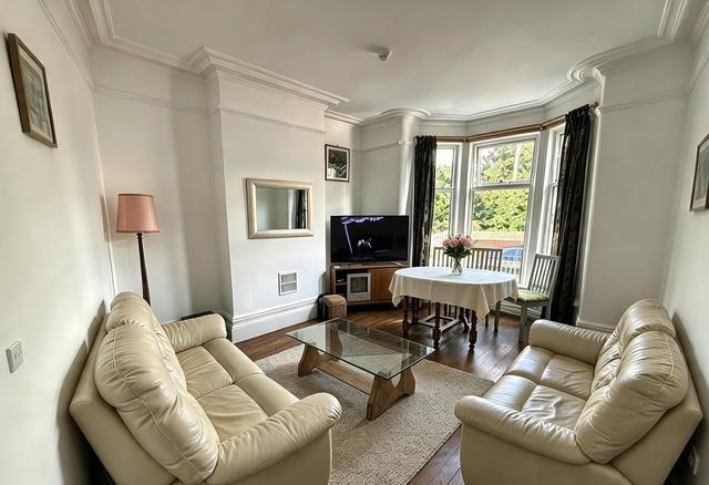 8 bed house — Tatton Grove Off Wilmslow Road, Withington