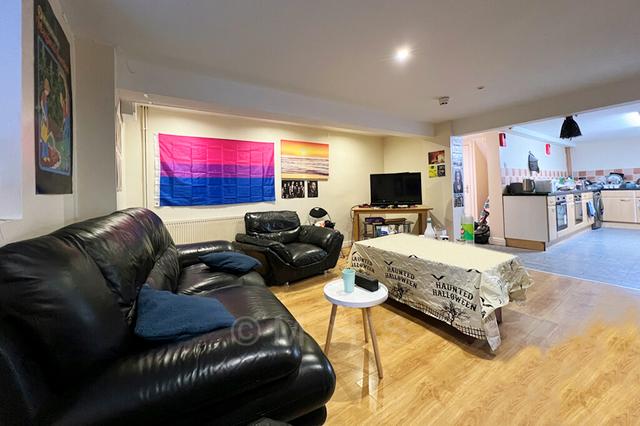 8 bed house — Clarendon Road, City Centre