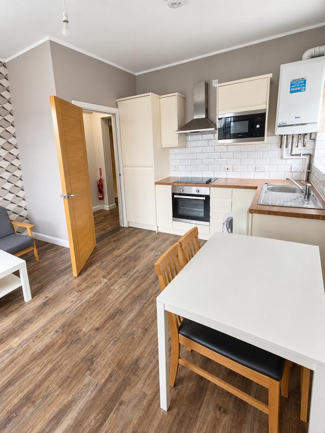 2 bed apartment — Fabian Way, Port Tennant