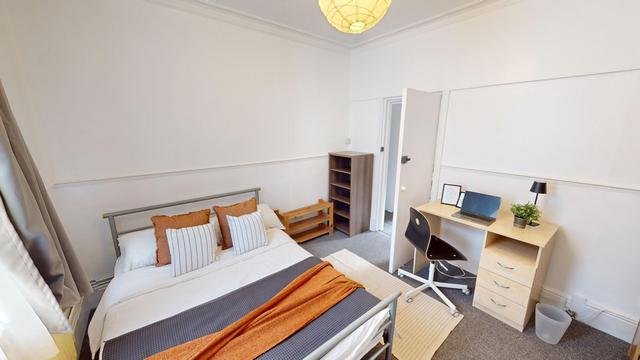 5 bed house — Grimsby Terrace, City Centre