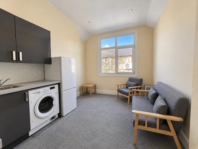 2 bed house — St. Helens Avenue, Sandfields