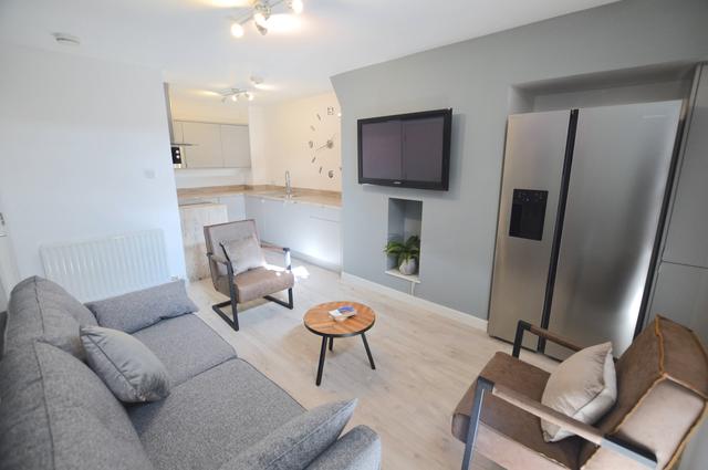 3 bed apartment — Wolseley Gardens, Jesmond